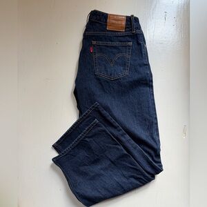 Levi’s Low Loose jeans in dark wash, size 29